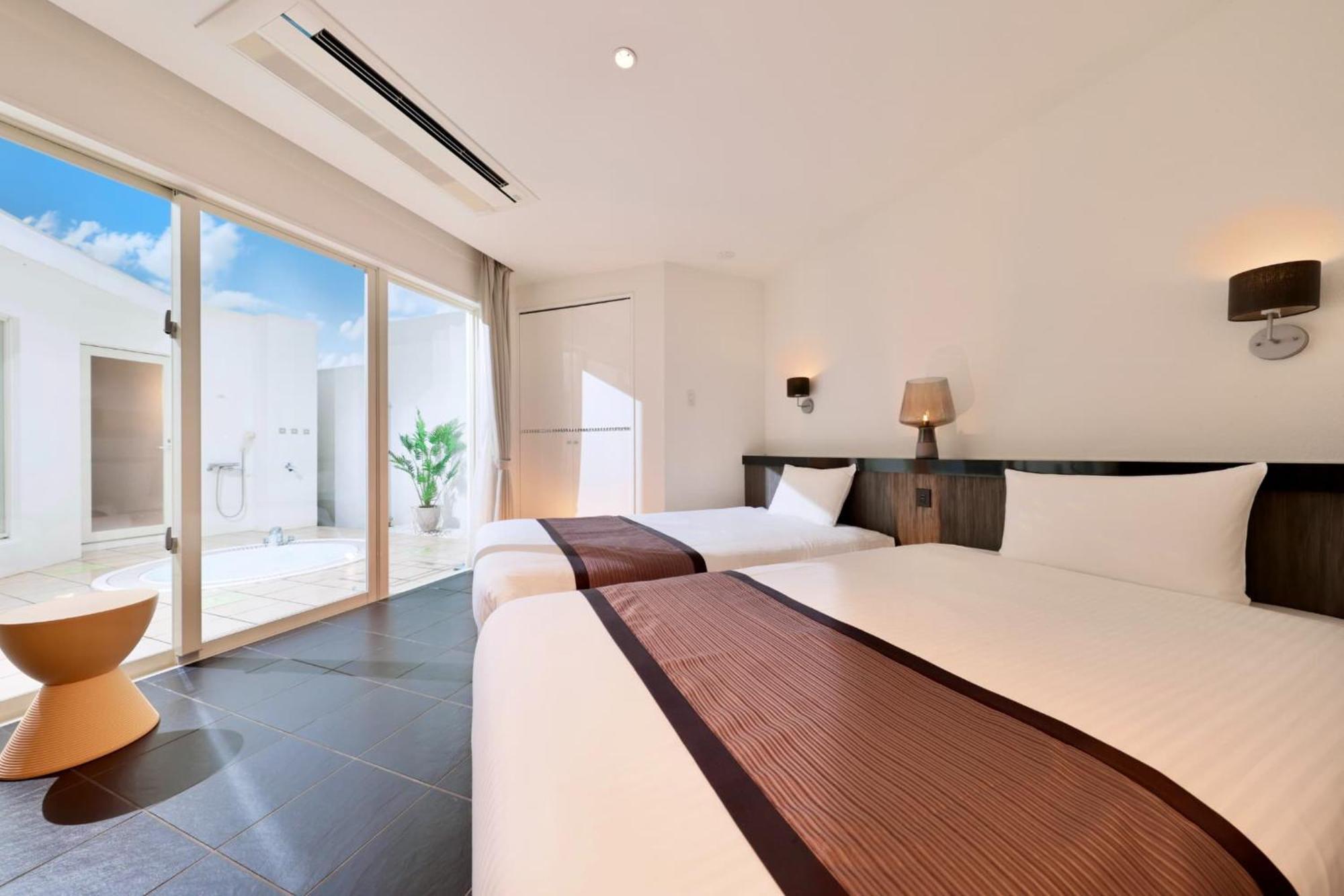 Villa Crystal Miyakojima Sunayama